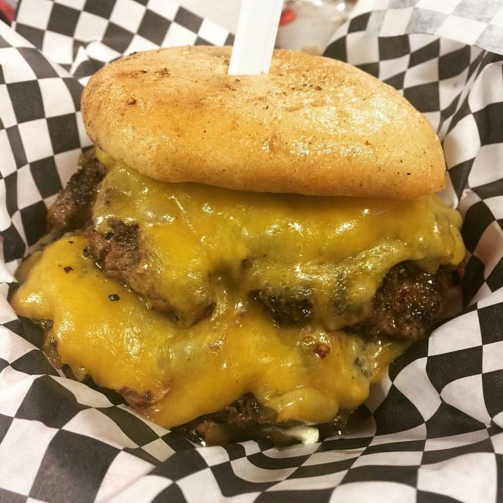 Kickin Wings | meal delivery | 4990 Kipling St #15, Wheat Ridge, CO 80033, USA | 3034256825 OR +1 303-425-6825