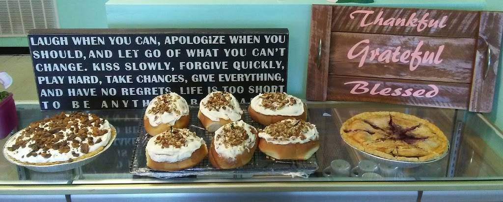 Debs Diner | restaurant | 3214 State Rd, Ashtabula, OH 44004, USA | 4409970066 OR +1 440-997-0066