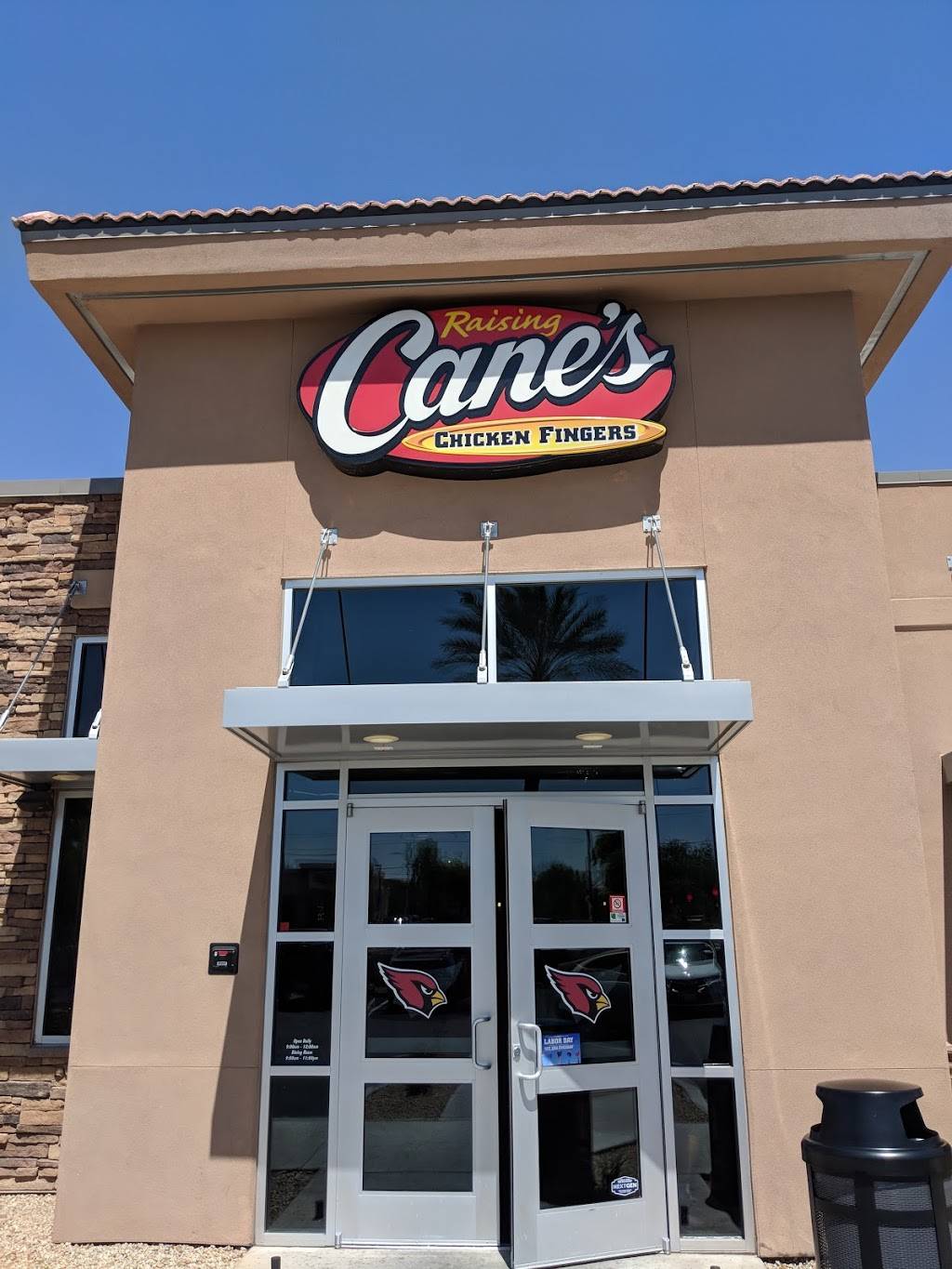Raising Canes Chicken Fingers | meal takeaway | 7386 E Shea Blvd, Scottsdale, AZ 85260, USA | 4802658995 OR +1 480-265-8995