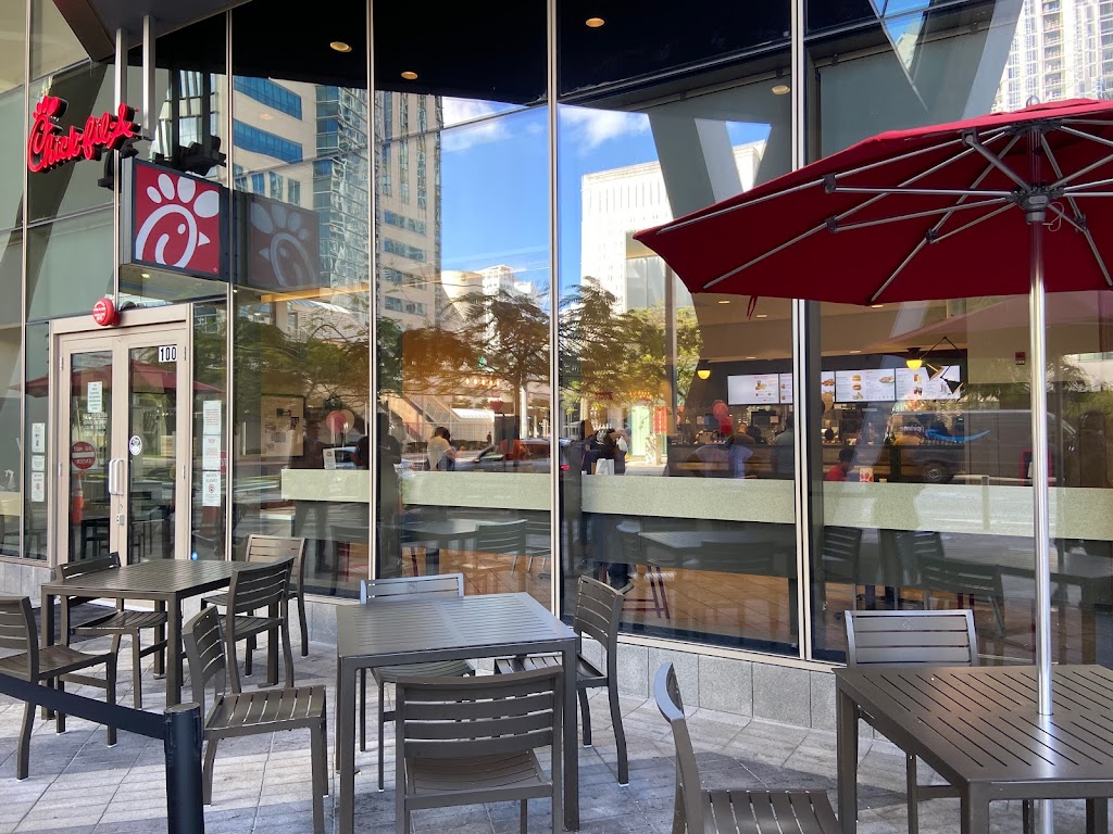 Chick-fil-A Downtown Miami at MiamiCentral | restaurant | 550 NW 1st Ave Ste 100 Suite 100, Miami, FL 33136, USA | 7863594813 OR +1 786-359-4813