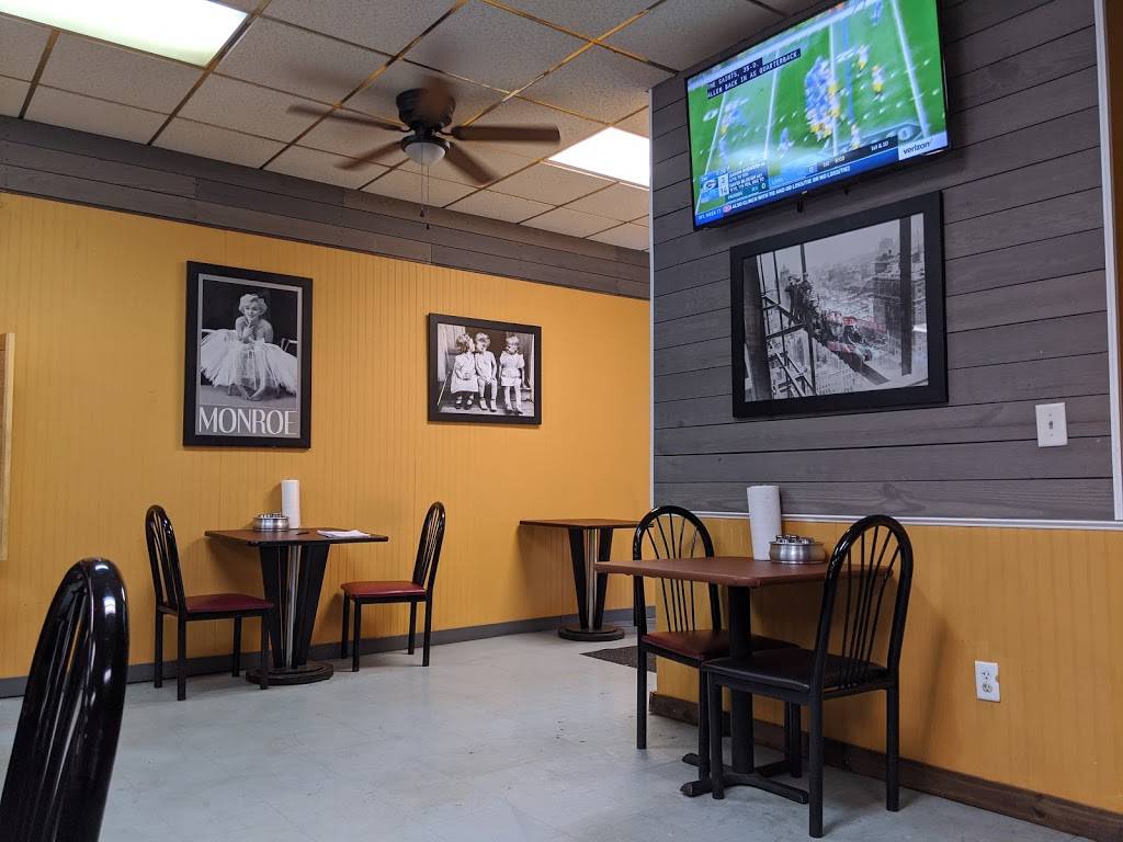 Salt Springs Pizza | restaurant | 14100 North Highway 19, Salt Springs, FL 32134, USA | 3526856665 OR +1 352-685-6665