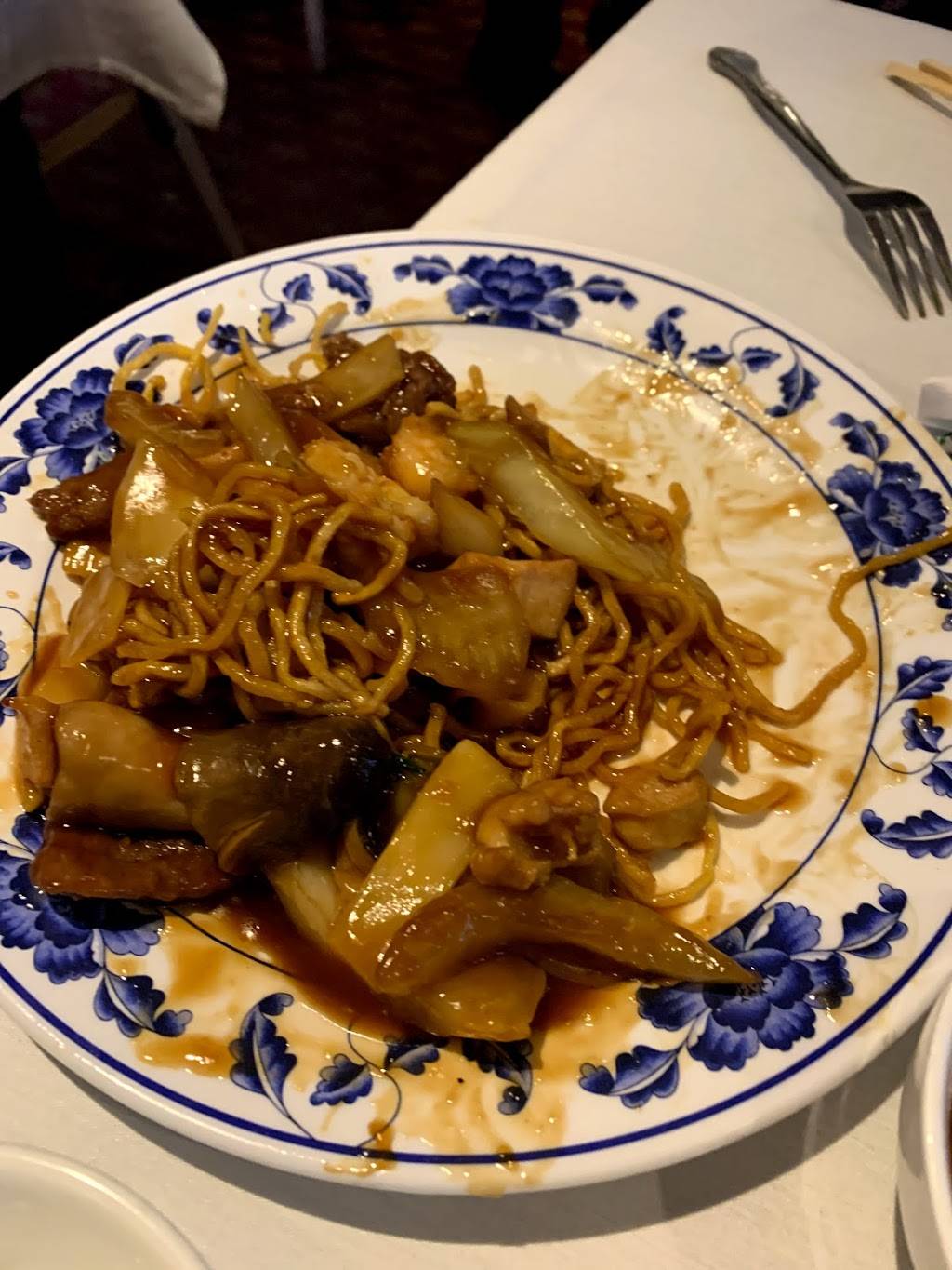 Yang Chow Restaurant | restaurant | 819 N Broadway, Los Angeles, CA 90012, USA | 2136250811 OR +1 213-625-0811