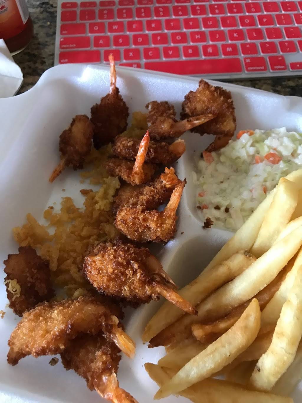 Captain Ds | restaurant | 245 E Andrew Johnson Hwy, Greeneville, TN 37745, USA | 4236396311 OR +1 423-639-6311