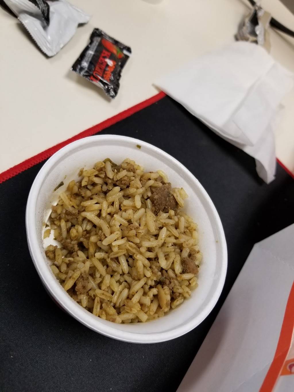 Popeyes Louisiana Kitchen | restaurant | 73rd Battalion Building 33011, Fort Hood, TX 76544, USA | 2545325040 OR +1 254-532-5040