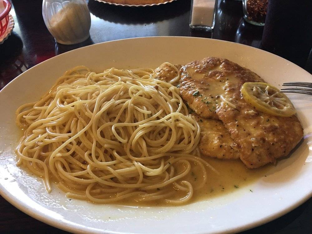 Giannas Pizza Center | restaurant | 6975 W Broward Blvd, Plantation, FL 33317, USA | 9545836009 OR +1 954-583-6009