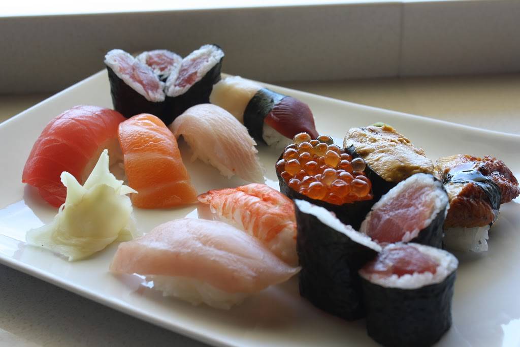 Ao Sushi | meal takeaway | 3217 Lake Ave #5C, Wilmette, IL 60091, USA | 8472564404 OR +1 847-256-4404