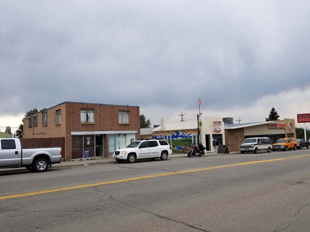 Stockman Bar & Grill | restaurant | 441 Main St, Walden, CO 80480, USA | 9707238499 OR +1 970-723-8499