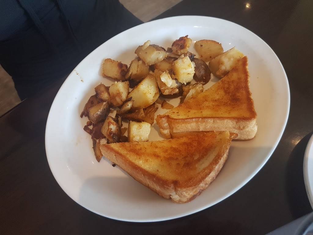 Mollys Country Kitchen | restaurant | 2727 Courtice Rd, Courtice, ON L1E 3A2, Canada | 9052409477 OR +1 905-240-9477