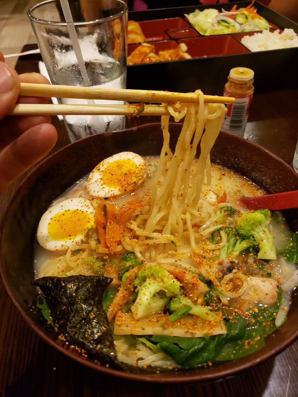 Ramen Station | restaurant | 1960 Donegal Dr #15, Woodbury, MN 55125, USA | 6517317888 OR +1 651-731-7888