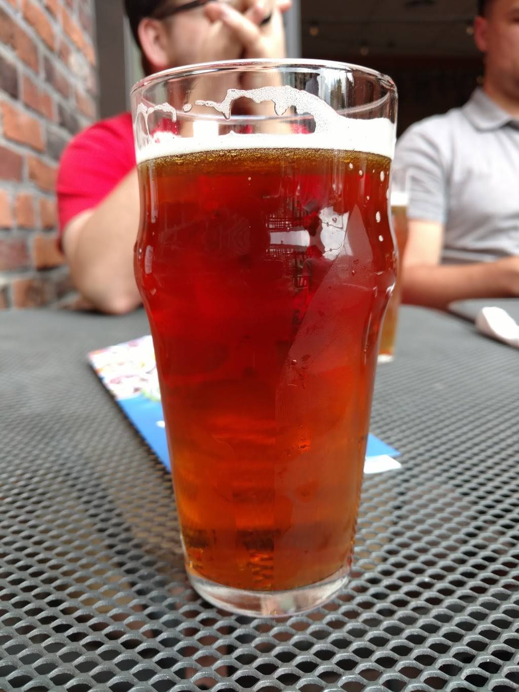 Fat Heads Saloon | restaurant | 1805 E Carson St, Pittsburgh, PA 15203, USA | 4124317433 OR +1 412-431-7433