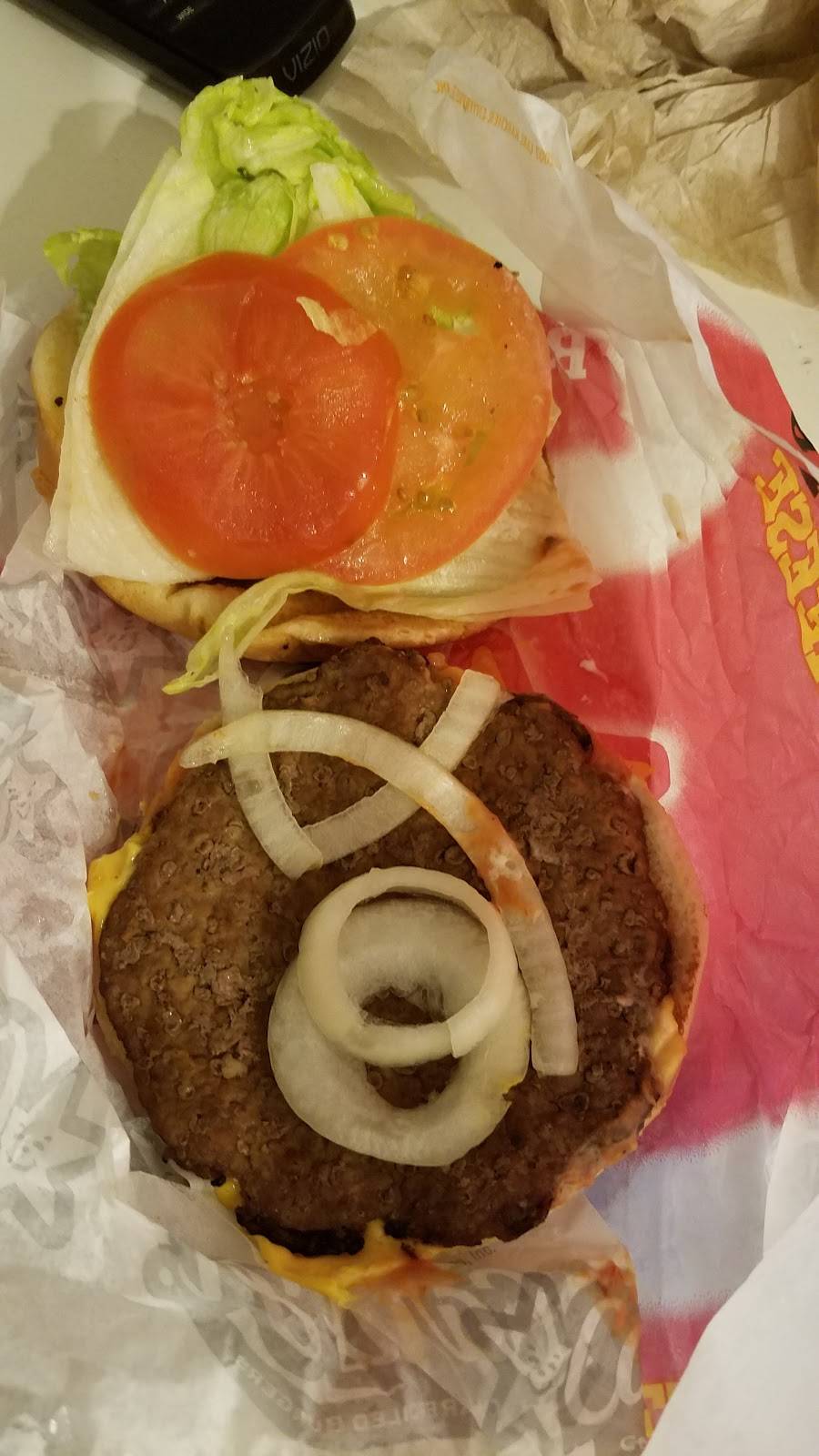 Carls Jr. | restaurant | 30604 Benton Rd, Winchester, CA 92596, USA | 9519262419 OR +1 951-926-2419