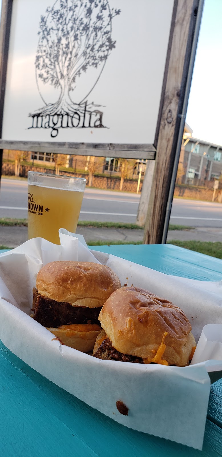 The Magnolia | restaurant | 2907 E Cervantes St, Pensacola, FL 32503, USA | 8509126196 OR +1 850-912-6196