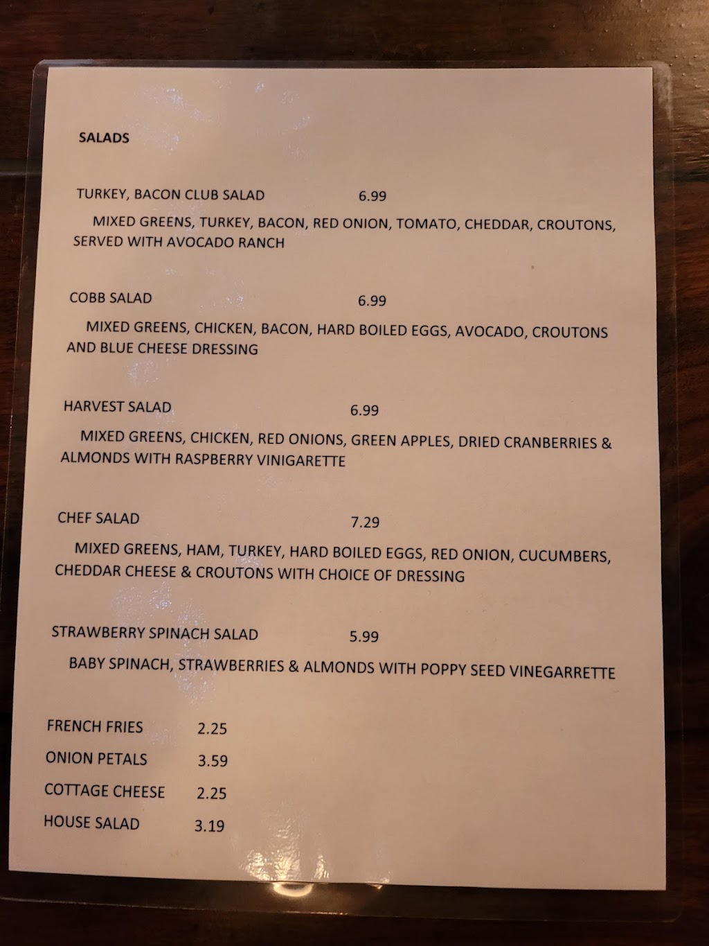 SADIES | restaurant | 110 W Front St, Elm Creek, NE 68836, USA | 3088561040 OR +1 308-856-1040