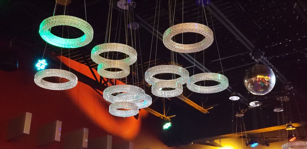 Caspian Grill | restaurant | 610 Junction Rd, Madison, WI 53717, USA | 6088278500 OR +1 608-827-8500