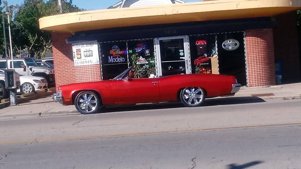 Taqueria El Charro | restaurant | 1605 Washington St, Waukegan, IL 60085, USA | 8475990600 OR +1 847-599-0600