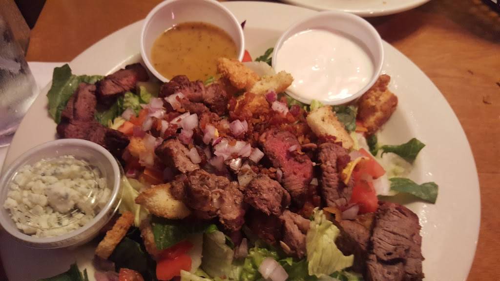 Texas Roadhouse | restaurant | 1200 W Church St, Newark, OH 43055, USA | 7403441885 OR +1 740-344-1885