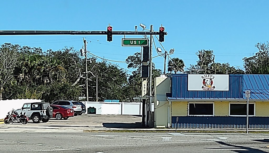 Rileys Coney House | restaurant | 5901 S Ridgewood Ave, Port Orange, FL 32127, USA | 3868724991 OR +1 386-872-4991