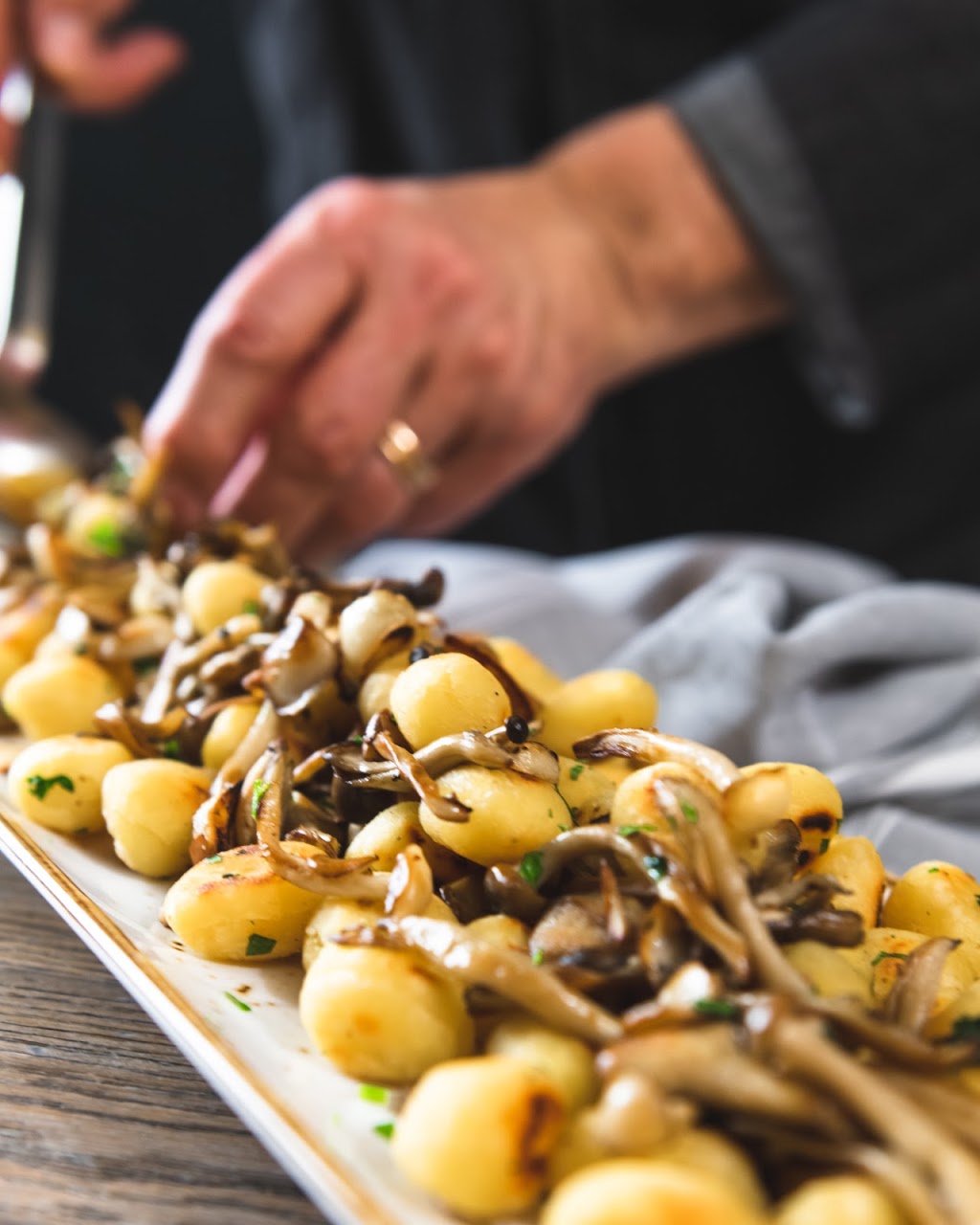 Lucca Osteria & Bar | restaurant | 1415 22nd St, Oak Brook, IL 60523, USA | 6308667234 OR +1 630-866-7234