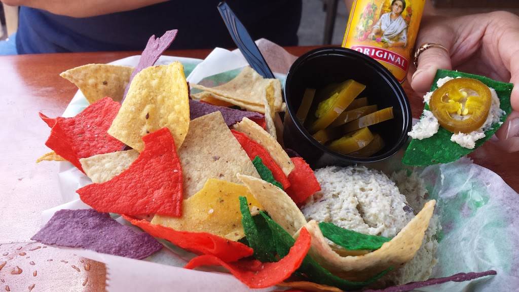 Seagrass Resort | restaurant | 10386 W Halls River Rd, Homosassa, FL 34448, USA | 3525036808 OR +1 352-503-6808