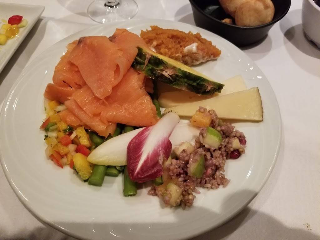 Fogo de Chão Brazilian Steakhouse | restaurant | 1101 Pennsylvania Ave NW, Washington, DC 20004, USA | 2023474668 OR +1 202-347-4668