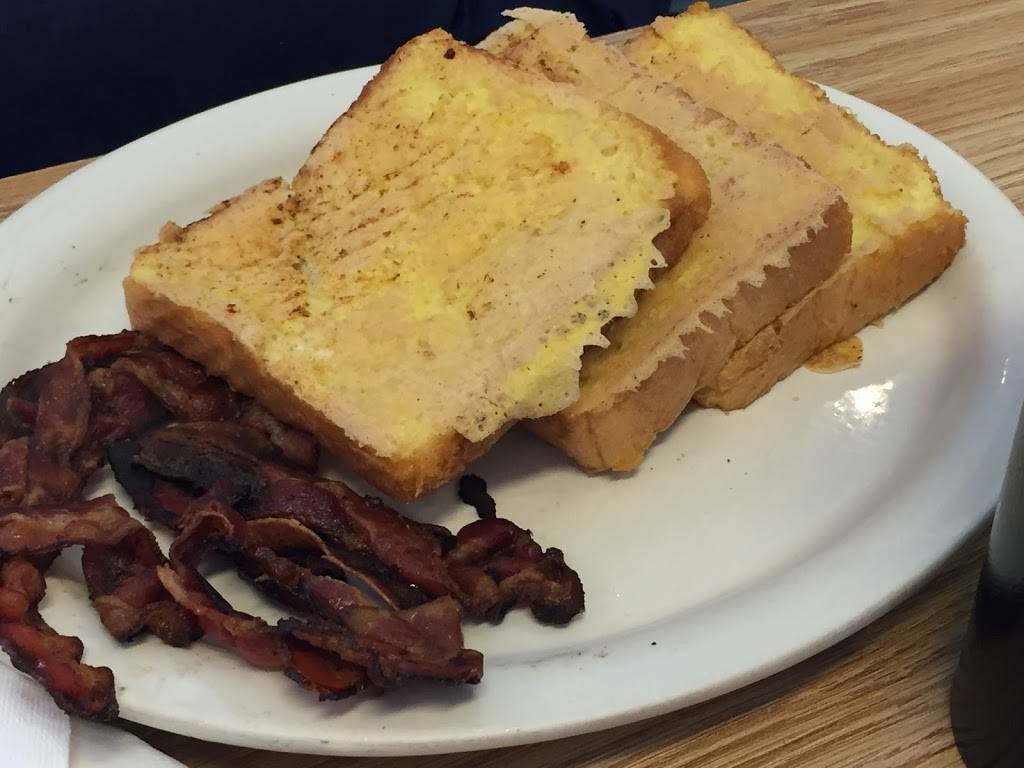 LoDees Family Restaurant | restaurant | 27 S Coldwater Rd, Lake Isabella, MI 48893, USA | 9894411047 OR +1 989-441-1047