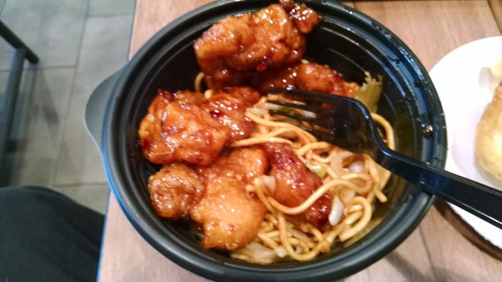 Panda Express | restaurant | 15758 South Fwy, Pearland, TX 77584, USA | 7133403031 OR +1 713-340-3031