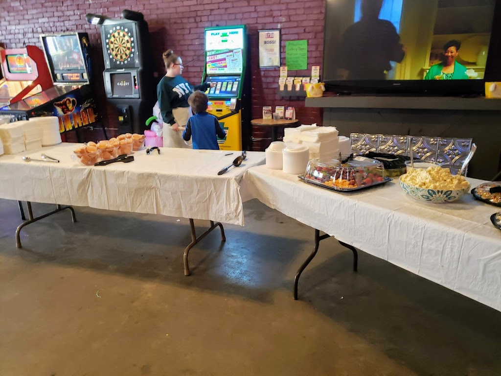 Praha Hotel | restaurant | 400 Corbet St, Tarentum, PA 15084, USA | 7242242112 OR +1 724-224-2112