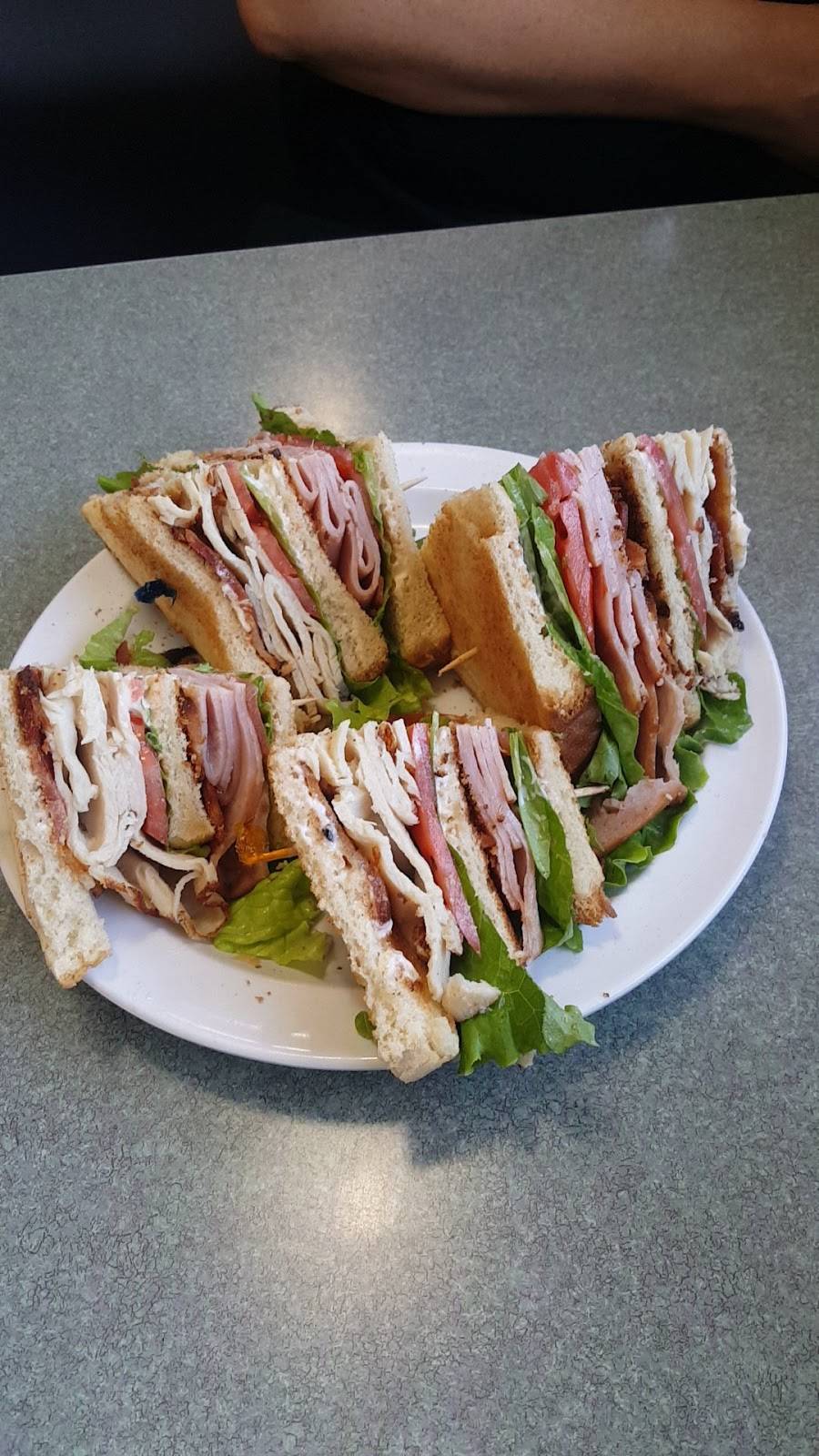 Omelette & Waffle Shop | restaurant | 1103 S Gaffey St, San Pedro, CA 90731, USA | 3108313277 OR +1 310-831-3277