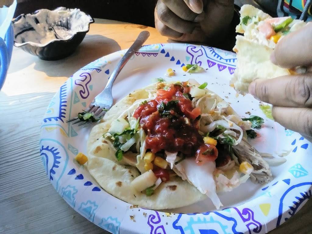 El Tango Latin Mexican Grill | restaurant | 4510, 14224 Madison Ave, Cleveland, OH 44107, USA | 2162269999 OR +1 216-226-9999