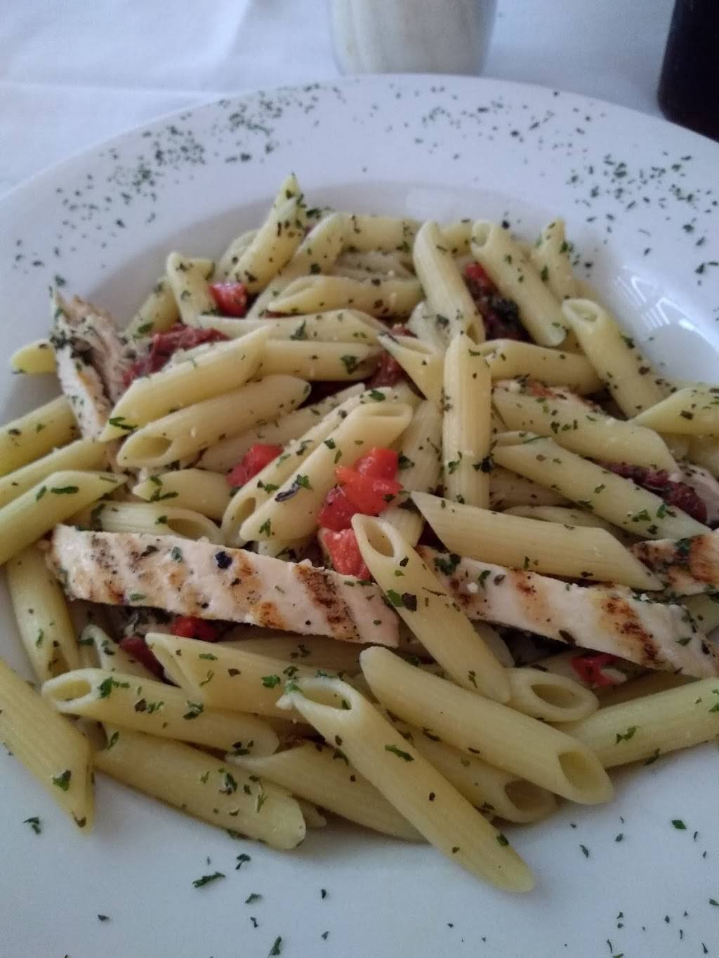 Domenics Rose Villa Restaurant | restaurant | 368 Portage Lakes Drive, Akron, OH 44319, USA | 3306445522 OR +1 330-644-5522