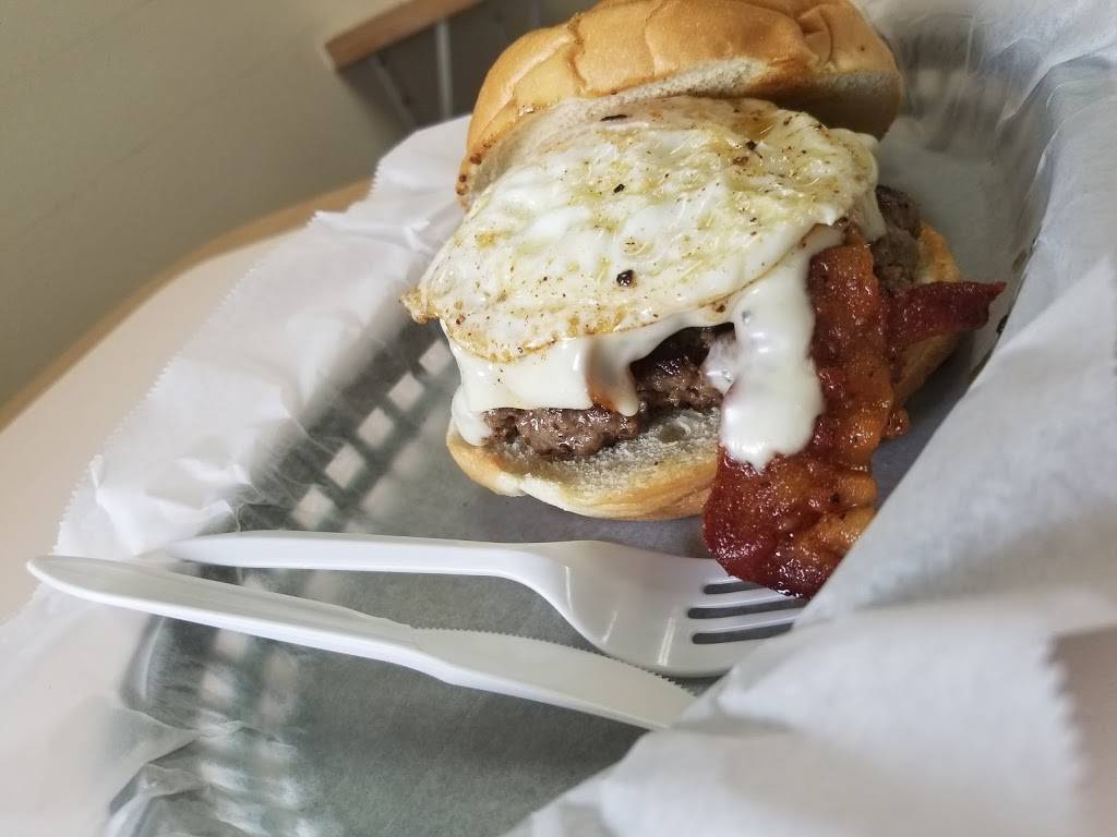 Mutts On 13th | restaurant | 1517 13th St, St Cloud, FL 34769, USA | 4078911595 OR +1 407-891-1595