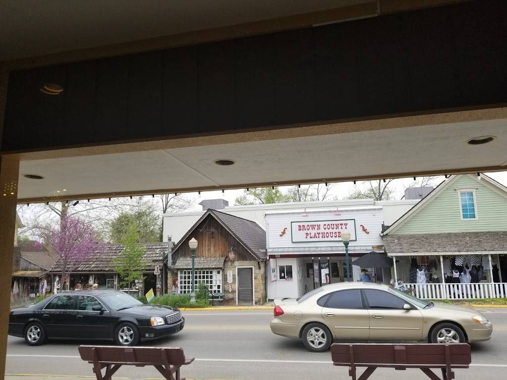 Out Of The Ordinary | restaurant | 61 S Van Buren St, Nashville, IN 47448, USA | 8127789730 OR +1 812-778-9730