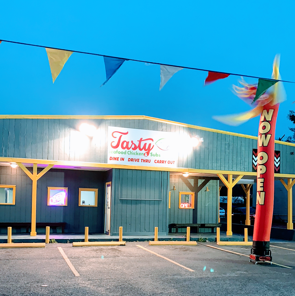 Tasty seafood chicken And Subs | restaurant | 1965 Lane Ave S, Jacksonville, FL 32210, USA | 9046476361 OR +1 904-647-6361