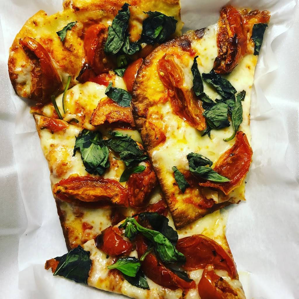 The Bistro – Eat. Drink. Connect.® | restaurant | 100 S 2nd St, Louisville, KY 40202, USA | 5025620200 OR +1 502-562-0200