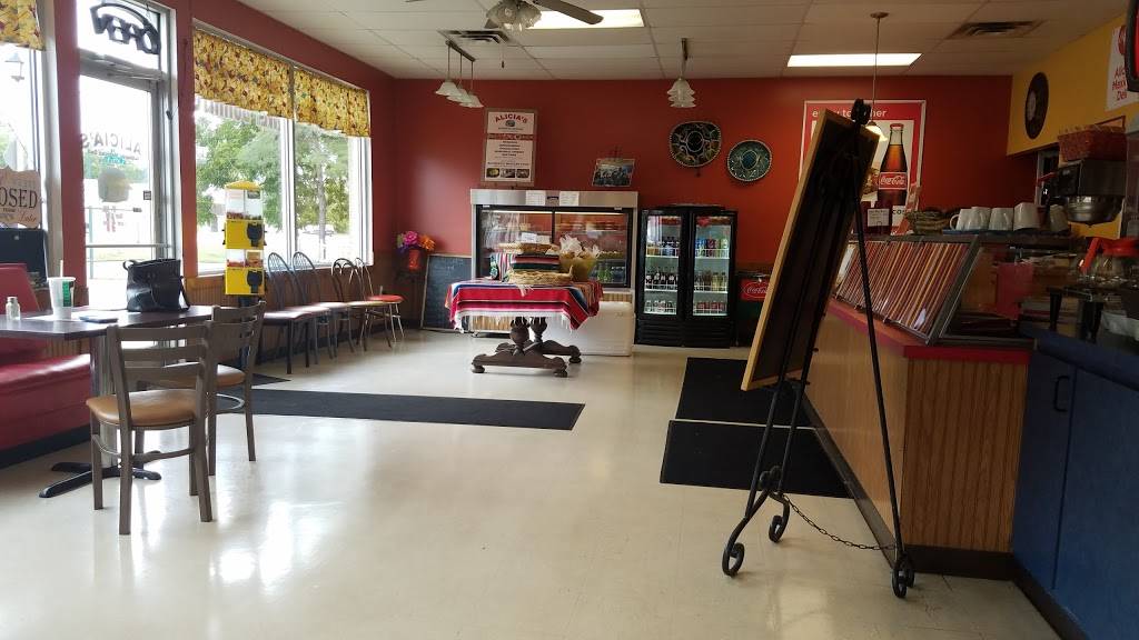 Alicias Authentic Mexican Deli & Catering | restaurant | 5025 N Grand River Ave # 3, Lansing, MI 48906, USA | 5175808417 OR +1 517-580-8417