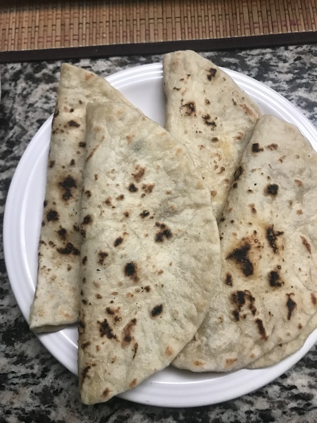 GodMamas Kitchen & Lounge | restaurant | 6045 Norcross Tucker Rd NW, Norcross, GA 30093, USA | 6787602030 OR +1 678-760-2030