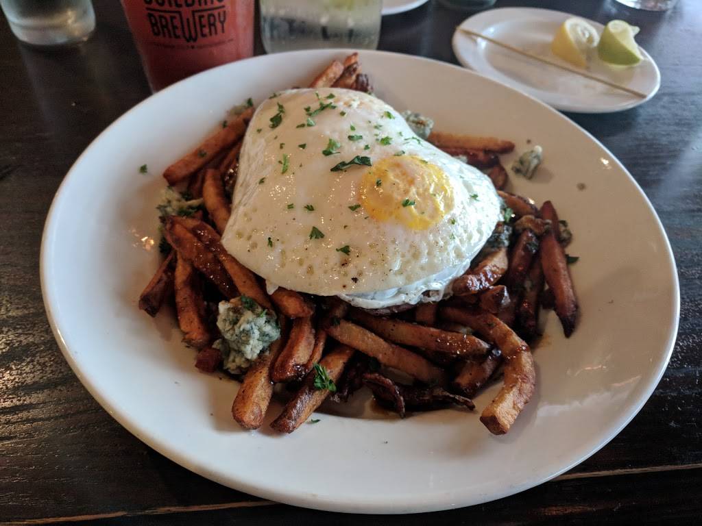 Johnnys Tavern | restaurant | 30 Boltwood Walk, Amherst, MA 01002, USA | 4132303818 OR +1 413-230-3818