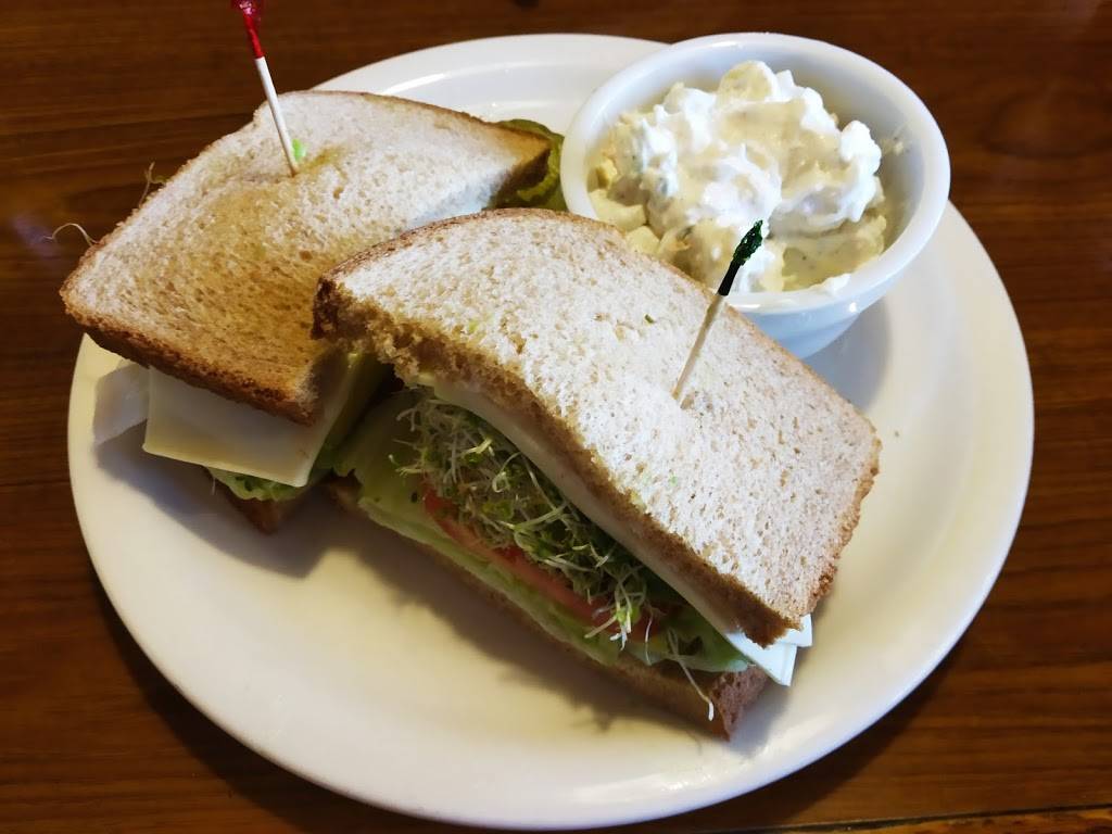 Dick Churchs Restaurant | restaurant | 2698 Newport Blvd, Costa Mesa, CA 92627, USA | 9496467763 OR +1 949-646-7763