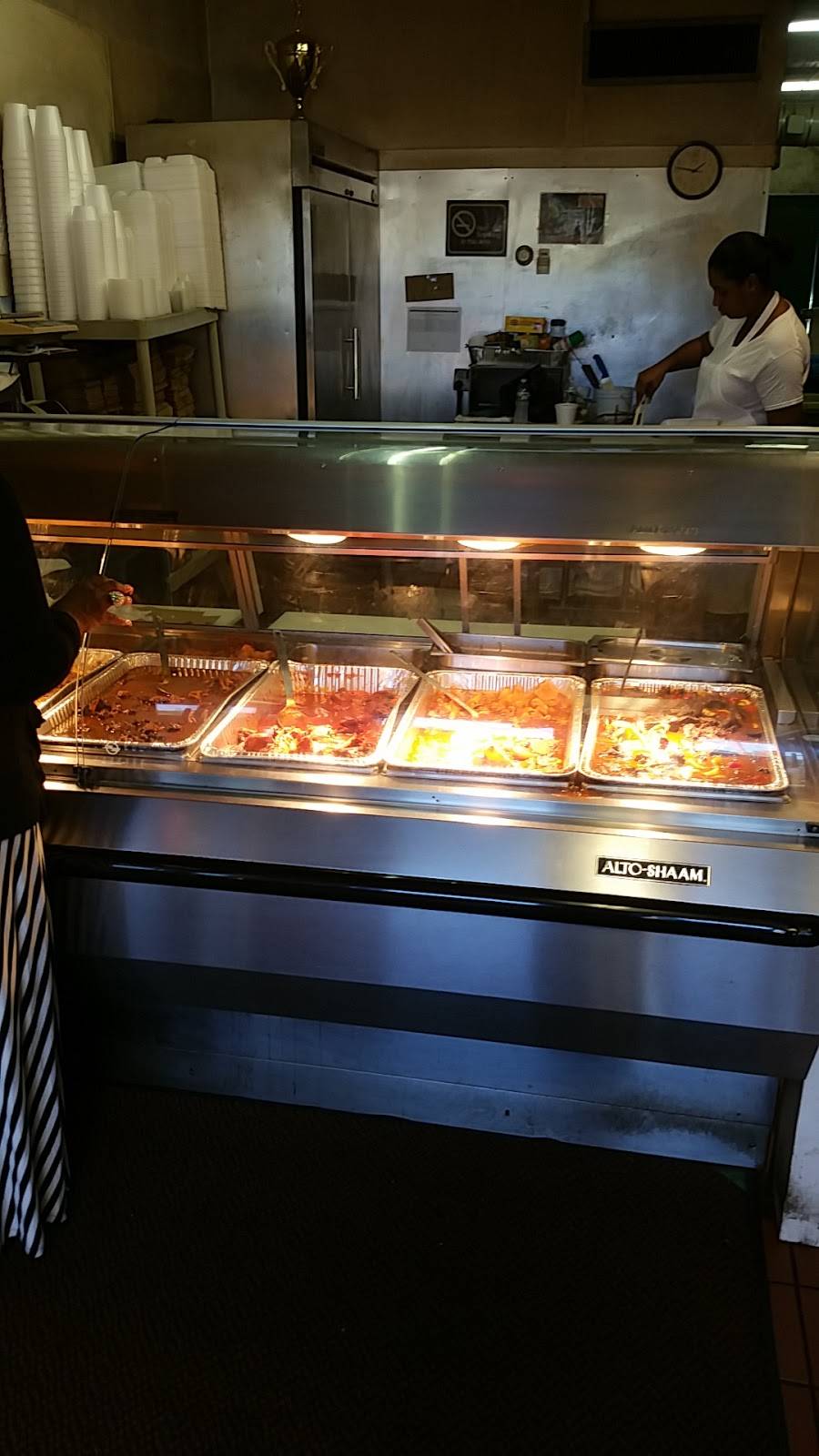 Paradise | restaurant | 1023 Blue Hills Ave, Bloomfield, CT 06002, USA | 8602430298 OR +1 860-243-0298