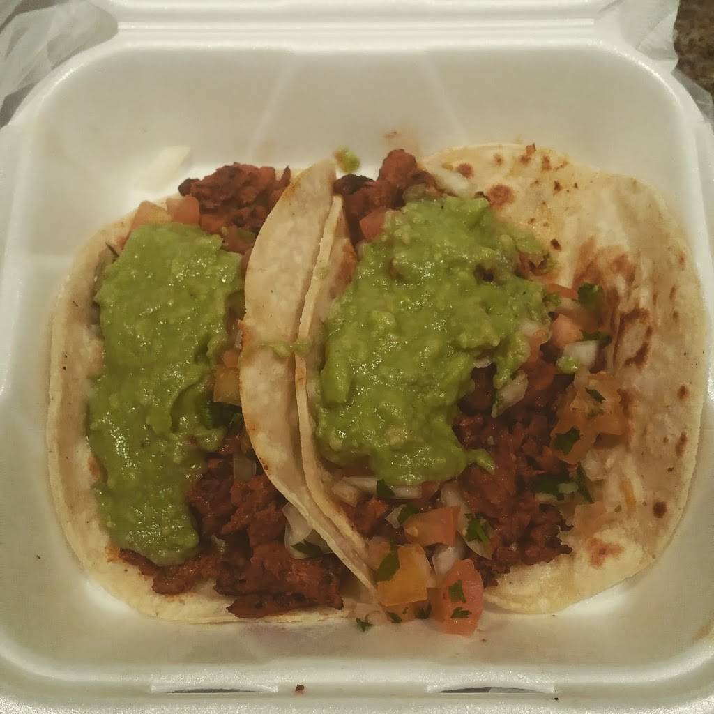 Robertos Taco Shop | restaurant | 7155 Grand Montecito Pkwy, Las Vegas, NV 89149, USA | 7023969159 OR +1 702-396-9159