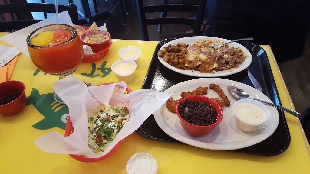 Fuzzys Taco Shop | restaurant | 1230 S Hover St suite a-300, Longmont, CO 80501, USA | 3038484215 OR +1 303-848-4215