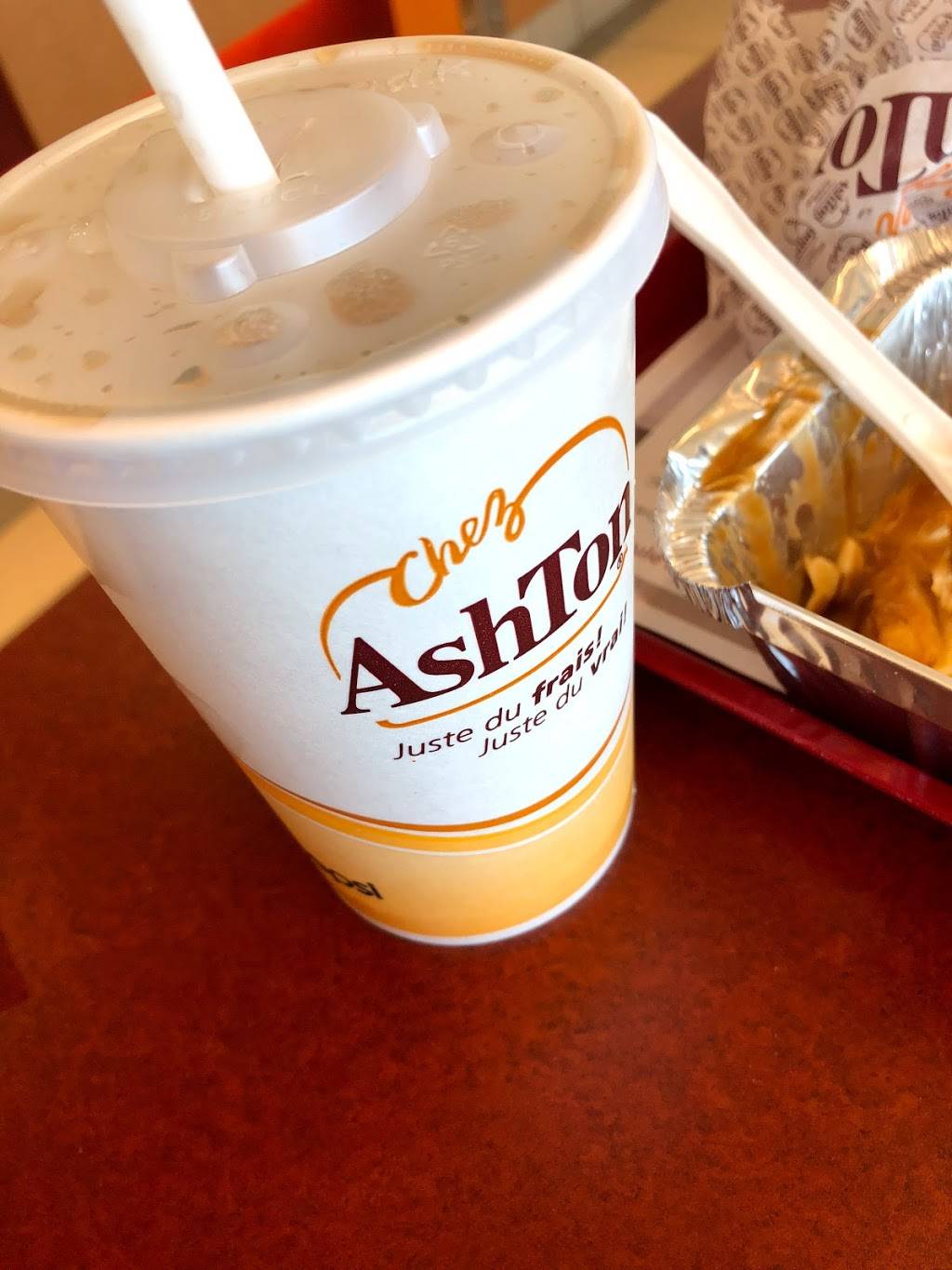 Chez Ashton | restaurant | 8585 Boulevard Lacroix, Saint-Georges, QC G5Y 5L6, Canada | 4182275205 OR +1 418-227-5205