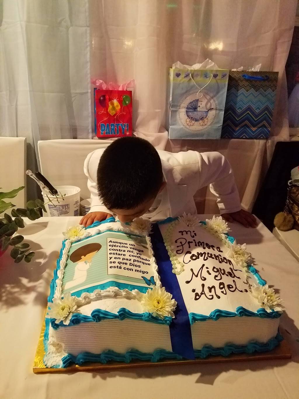 Green Pavilion | restaurant | 4307 18th Ave, Brooklyn, NY 11218, USA | 7184354722 OR +1 718-435-4722