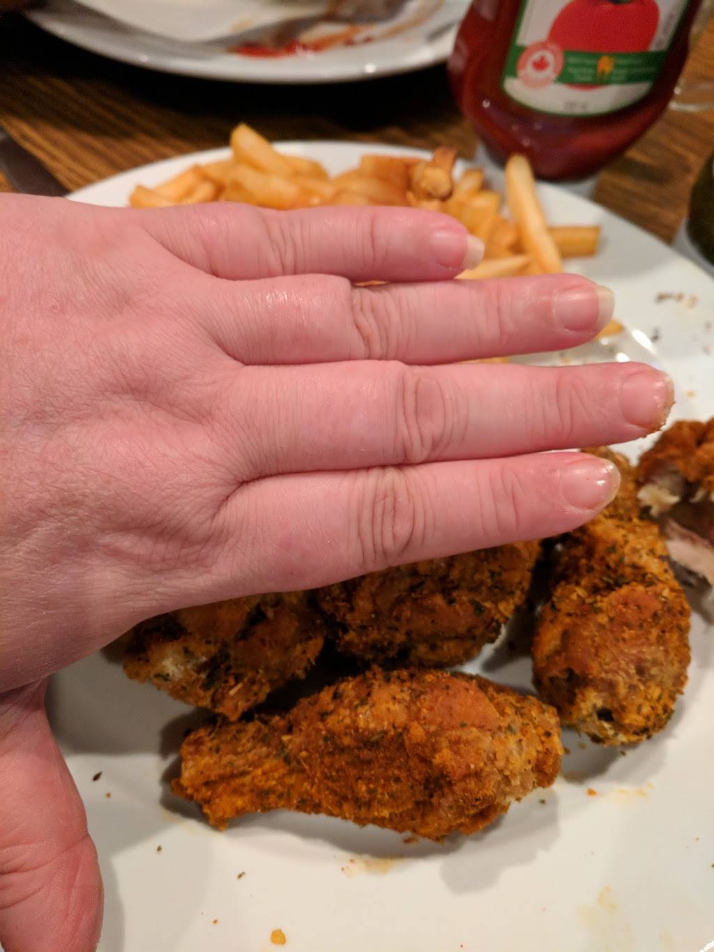 Westside Bar & Grill | restaurant | 304 St Andrews St, Cambridge, ON N1S 1P3, Canada | 5196240404 OR +1 519-624-0404