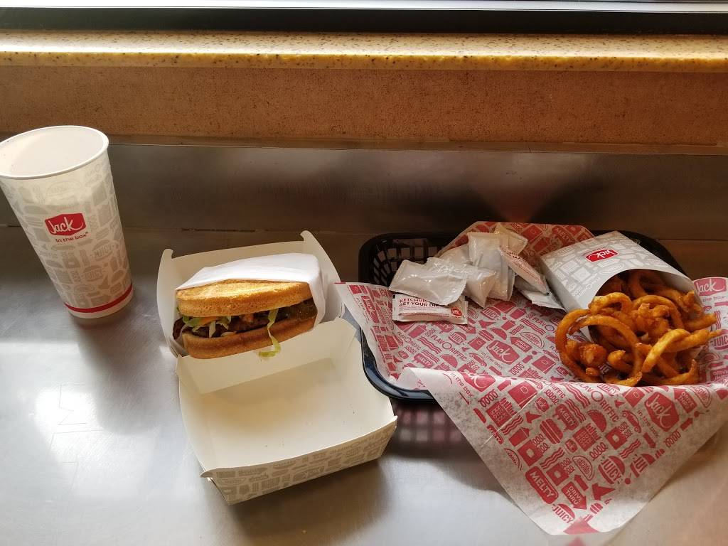 Jack in the Box | restaurant | 8433 Alondra Blvd, Paramount, CA 90723, USA | 5624084951 OR +1 562-408-4951