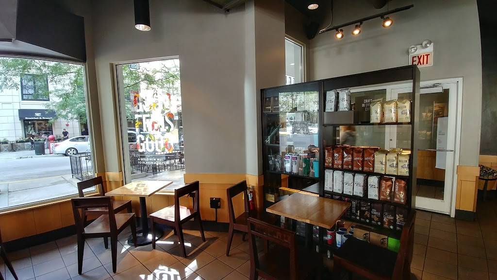 Starbucks | cafe | 1 E Delaware Pl, Chicago, IL 60611, USA | 3122749549 OR +1 312-274-9549