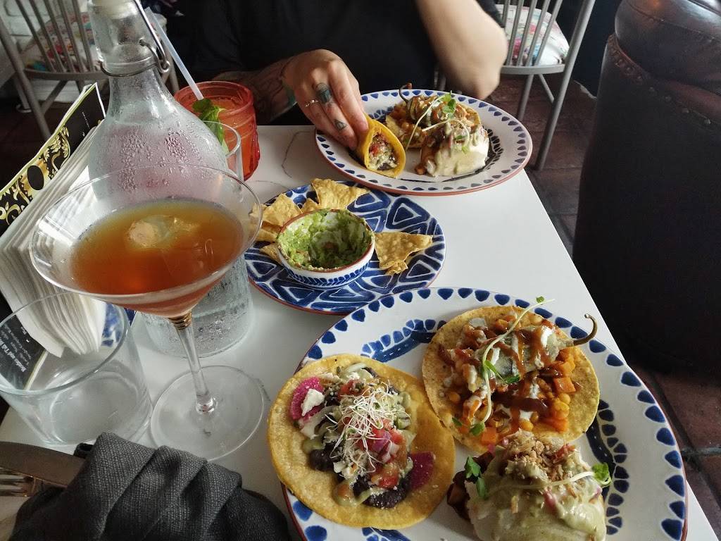 Viajero Cantina | restaurant | 1661 Bloor St W, Toronto, ON M6P 1A6, Canada | 4377715681 OR +1 437-771-5681