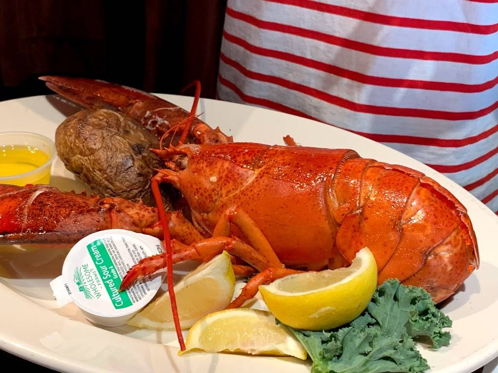 Governor Bradford Restaurant | night club | 312 Commercial St, Provincetown, MA 02657, USA | 5084872781 OR +1 508-487-2781