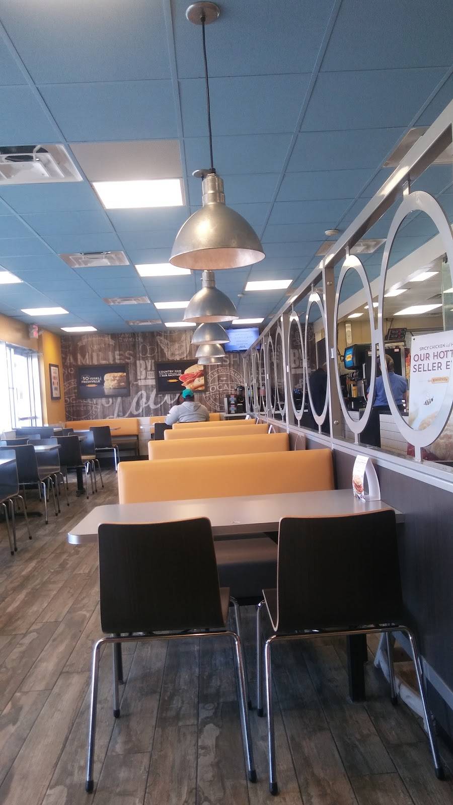 Biscuitville | cafe | 114 W Kings Hwy, Eden, NC 27288, USA | 3366270267 OR +1 336-627-0267