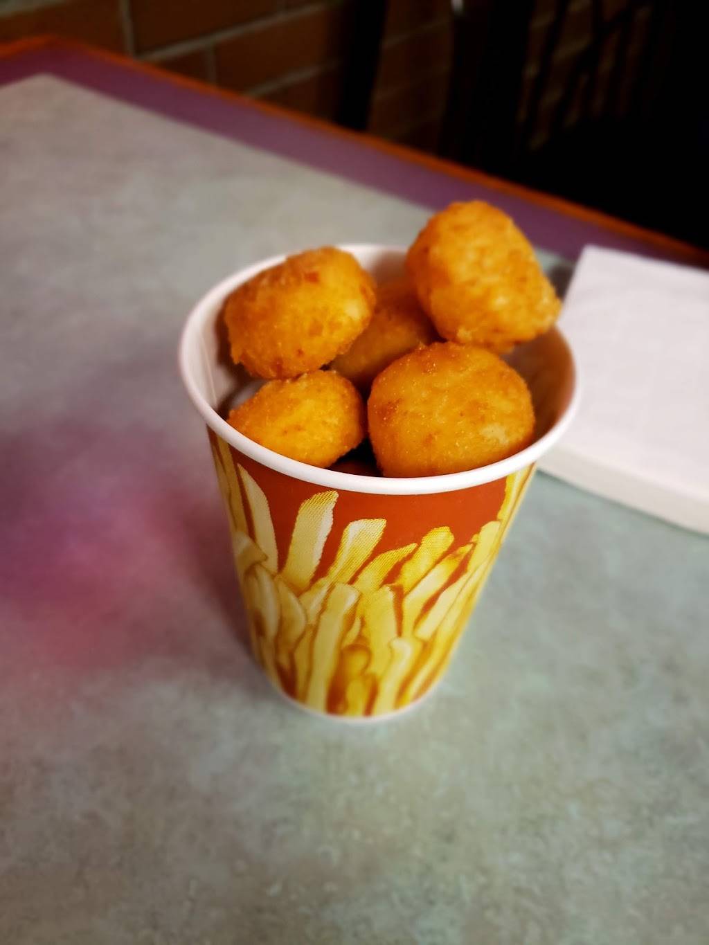 Bill & Bobs Roast Beef | restaurant | 2 Central St, Peabody, MA 01960, USA | 9785319605 OR +1 978-531-9605